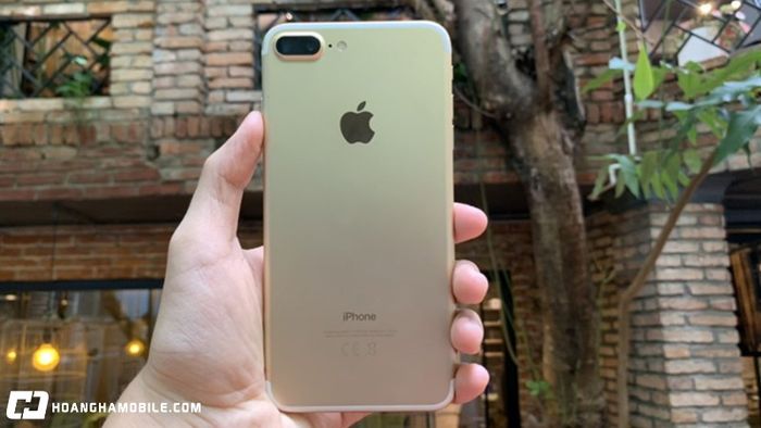 iphone-7-cu-duoi-2-trieu-chay-facebook-zalo-11