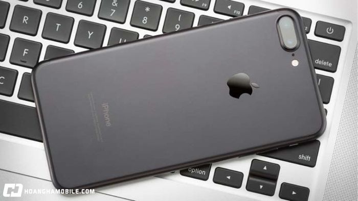 iphone-7-cu-duoi-2-trieu-chay-facebook-zalo-8