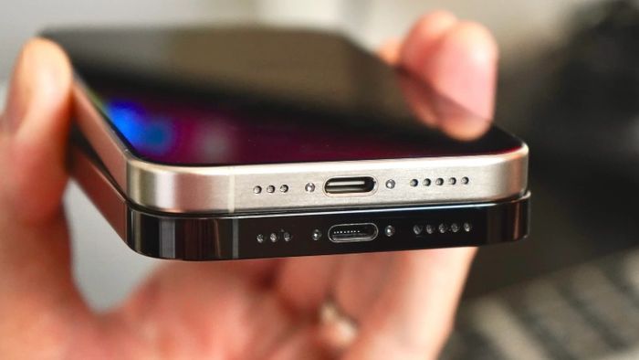 iPhone-15-cu-12