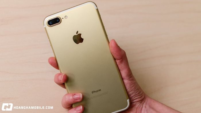 iphone-7-cu-duoi-2-trieu-chay-facebook-zalo-9