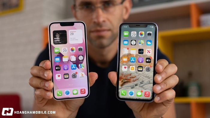 gia-iphone-11-cu-va-moi-bang-gia-re-chi-hon-5-trieu-co-xung-dang-mua-11