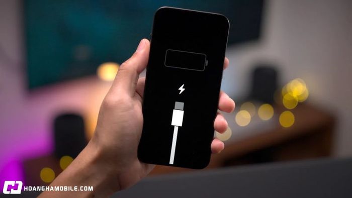 tai-sao-iphone-dang-sac-bi-dung-5-nguyen-nhan-va-cach-khac-phuc-ngay-14