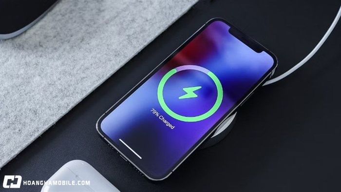 tai-sao-iphone-dang-sac-bi-dung-5-nguyen-nhan-va-cach-khac-phuc-ngay-4