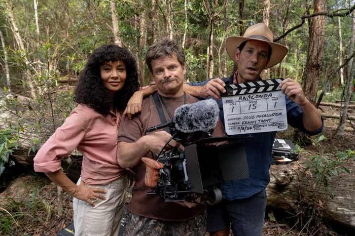 Nhóm bạn quyết định dấn thân vào rừng Amazon để làm lại Anaconda