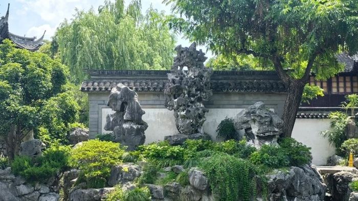 Khu vực Đại Thạch tại Vườn Dự Viên
