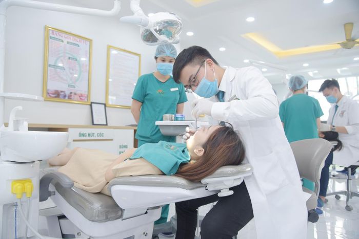 Nha khoa Quang Hưng - Hình ảnh 2