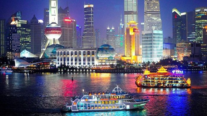 Sông Hoàng Phố rực rỡ về đêm