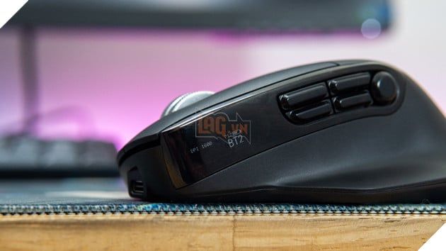 Trải nghiệm HyperWork Macro: Chuột siêu đỉnh với 9 nút, màn hình OLED và di chuyển cực mượt trên mặt kính.