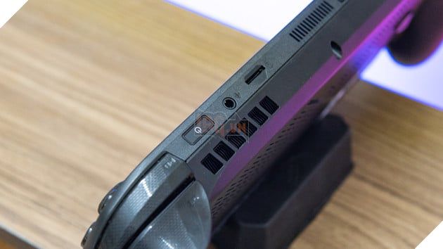 Đánh giá Asus ROG Xbox Ally X: Cảm giác cầm vững tay, pin trâu, tản nhiệt hiệu quả 9