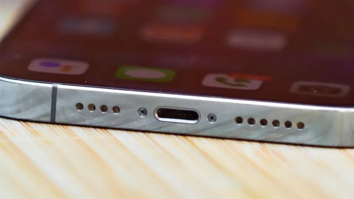 nuoc-vao-loa-dien-thoai-2