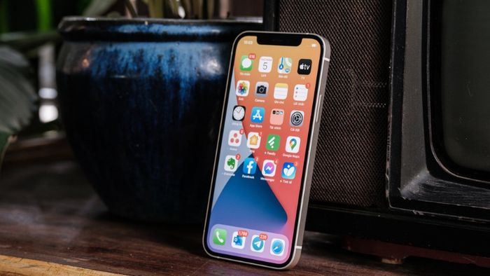 gia-iphone-12-7