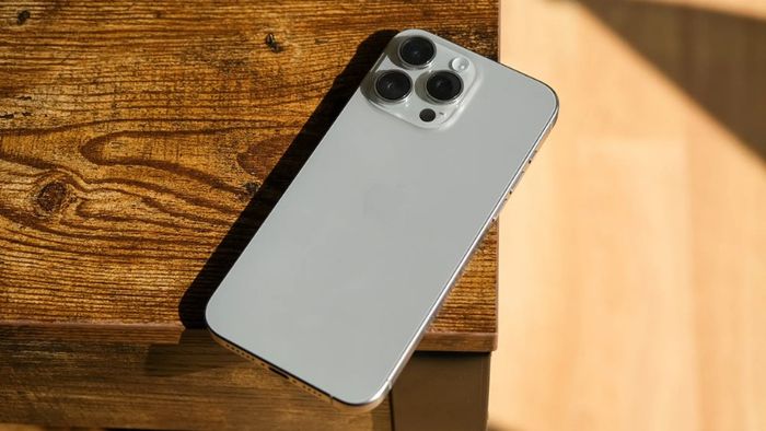 iPhone 15 Pro Max 256GB: Cập nhật giá mới nhất và tư vấn mua