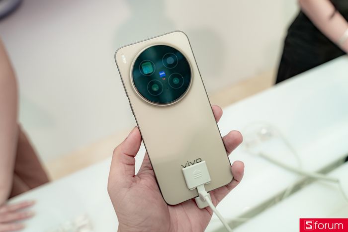 vivo X300 Series ra mắt tại thị trường Việt Nam