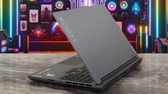 So sánh giá bán và khả năng giữ giá giữa Lenovo và Dell