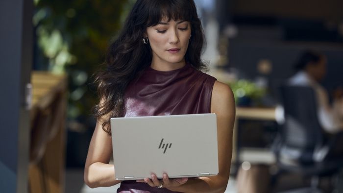 Dòng G2i còn có phiên bản cực kỳ nhẹ với trọng lượng chỉ 999 gram (Ảnh: HP EliteBook X G2i)
