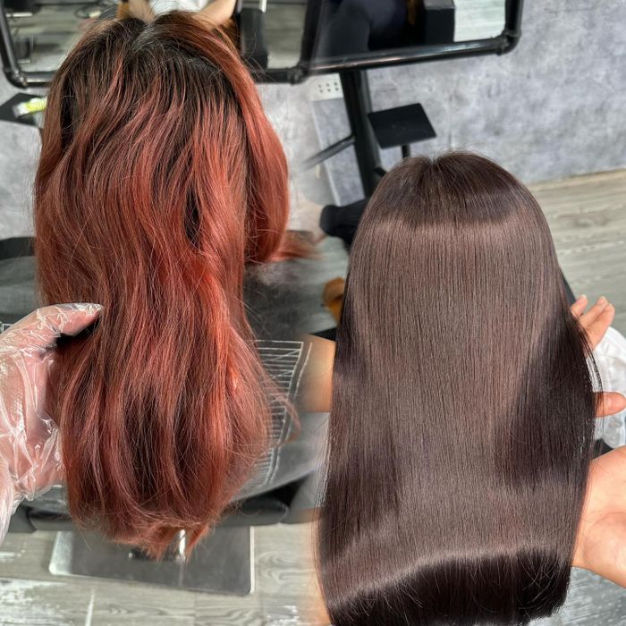 Điểm đặc biệt ở Hair Salon Hưng Silver là khả năng tạo kiểu giúp tóc sau khi sấy vẫn giữ được độ mềm mượt, không bị khô hay cứng nhắc. Màu nhuộm lên chuẩn sắc, có chiều sâu và độ bóng khỏe, đồng thời salon cũng chú trọng phục hồi hiệu quả cho những mái tóc yếu, khô xơ hoặc đã qua nhiều lần hóa chất. Chính sách 'càng đi đông – càng tiết kiệm' giúp khách hàng dễ dàng tiếp cận dịch vụ chất lượng với chi phí hợp lý.
