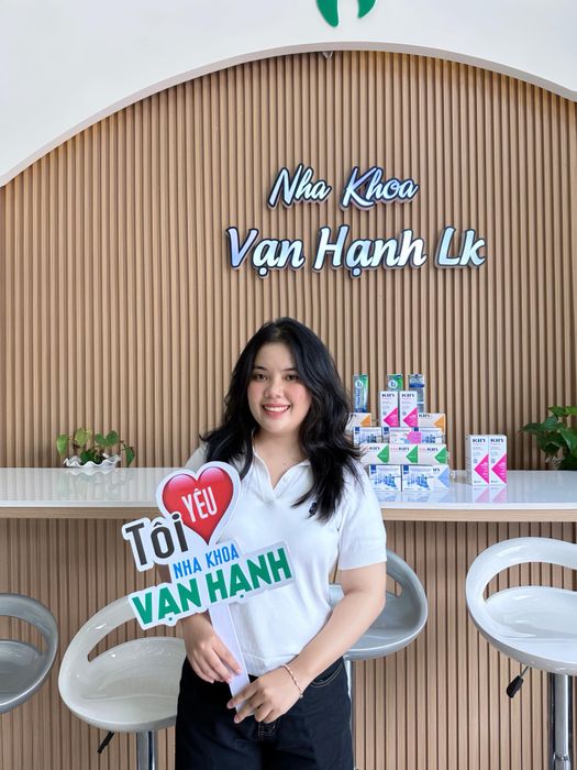 Nha Khoa Vạn Hạnh Long Khánh hình ảnh 1