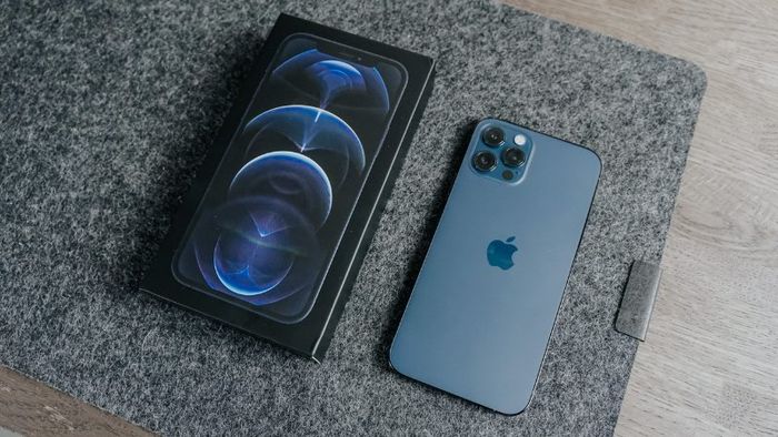 iPhone-12-Pro-da-qua-su-dung-12
