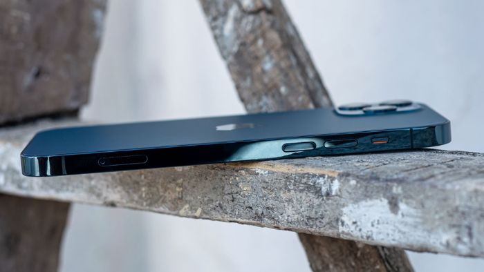 iPhone-12-Pro-da-qua-su-dung-5