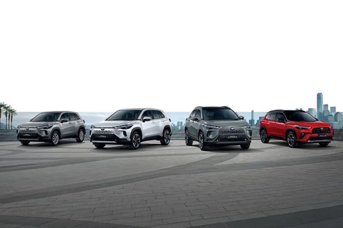 Toyota_Corolla_Cross_MY2026_008.jpg