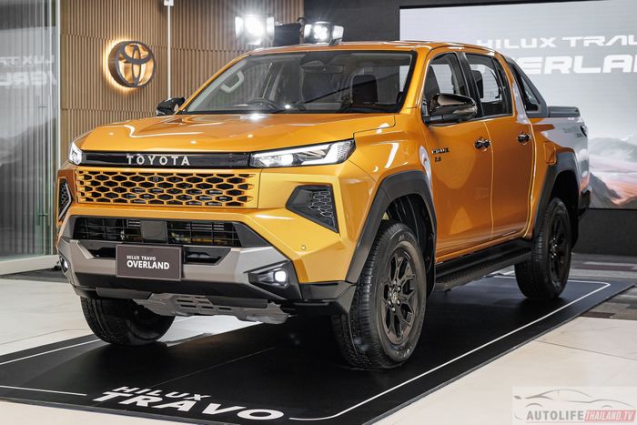 Toyota Hilux TRAVO OVERLAND 15 (1) (2).jpg