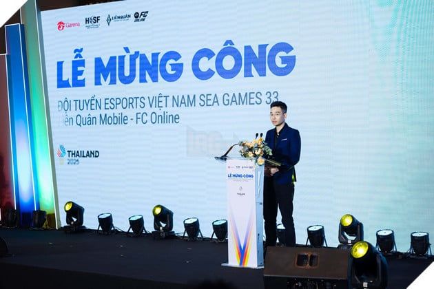 Garena Việt Nam trao tặng hơn 1 tỷ đồng để chúc mừng các đội tuyển thể thao điện tử Việt Nam giành huy chương tại SEA Games 33 với các nội dung Liên Quân Mobile và FC Online - lần thứ hai