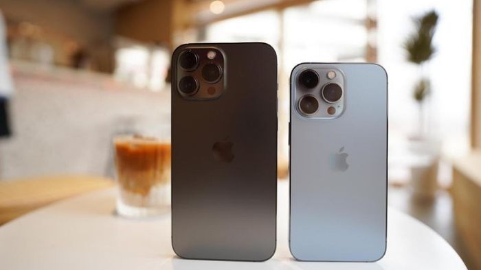 so-sanh-iphone-13-pro-va-pro-max