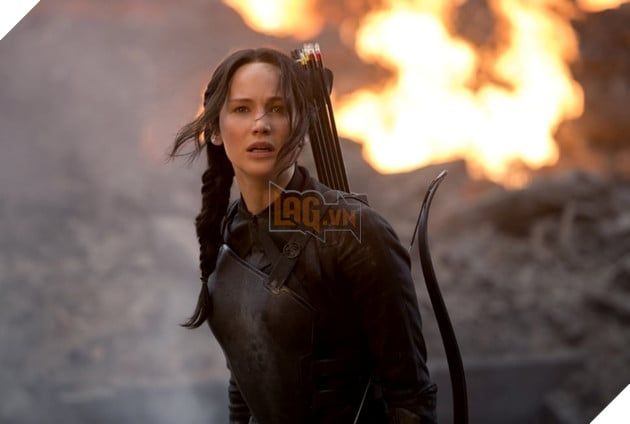 Hình ảnh của Jennifer Lawrence trong vai Katniss Everdeen trong phim 
