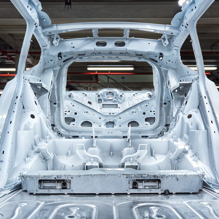 2026-Volvo-EX60-Teasers-4.jpg