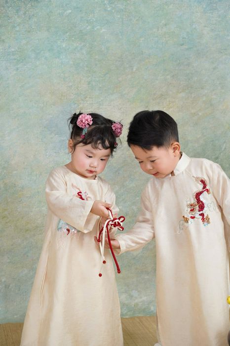 Ảnh Áo Dài Mẹ và Bé Kengin 1