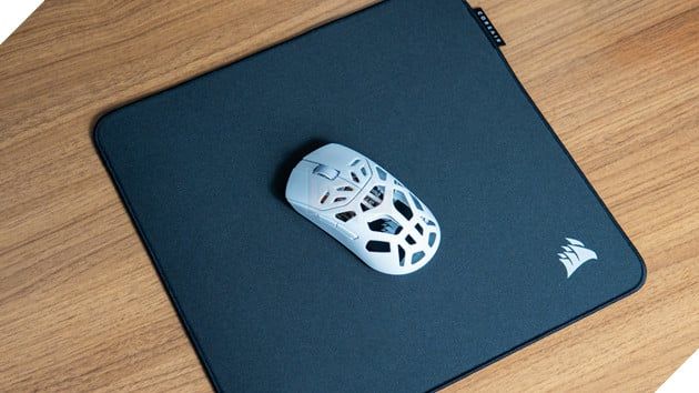 Đánh giá Corsair Sabre v2 Pro Wireless MG: Khung magie, phản hồi siêu nhanh và sự ổn định cho đấu trường FPS 15