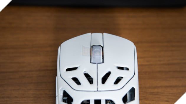 Đánh giá Corsair Sabre v2 Pro Wireless MG: Khung magie, phản hồi siêu nhanh và sự ổn định cho đấu trường FPS 11