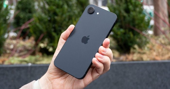 iphone-16e-co-bao-nhieu-mau