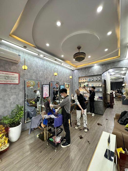 Vani Hair Salon ảnh 1