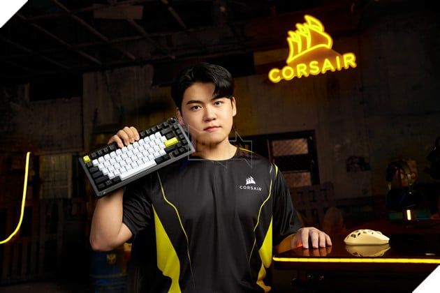 CORSAIR bắt tay độc quyền cùng Gumayusi, xạ thủ huyền thoại của Liên Minh Huyền Thoại