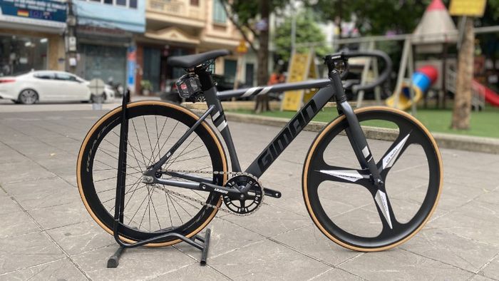 xe-dap-fixedgear-la-gi-uu-nhuoc-diem-ai-nen-choi-va-luu-y-an-toan-3