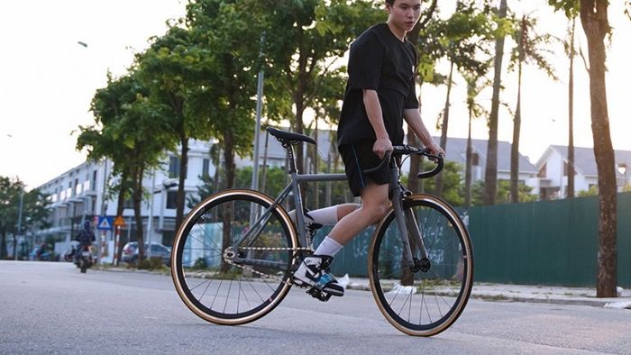 xe-dap-fixedgear-la-gi-uu-nhuoc-diem-ai-nen-choi-va-luu-y-an-toan-12
