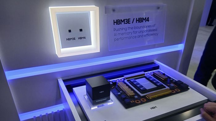 Giá chip nhớ leo thang đẩy các nhà sản xuất điện thoại vào thế khó
