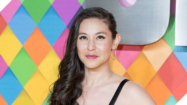 Hình ảnh ghi lại chân dung nữ biên kịch Christina Hodson.