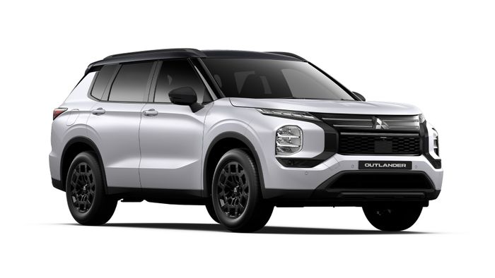 mitsubishis-new-outlander-ls-black-edition-is-not-that-black_4.jpg