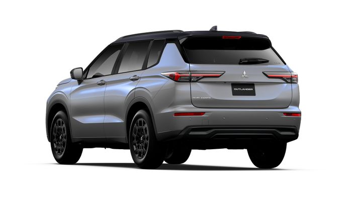 mitsubishis-new-outlander-ls-black-edition-is-not-that-black_6.jpg