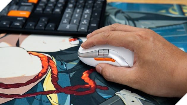 HyperWork Silentium Gen 2: Chuột công thái học vận hành êm, pin “trâu”, sở hữu con lăn ngang hiếm thấy trong tầm giá 7