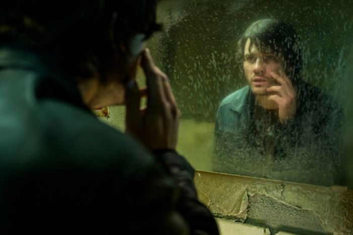 Có những thời điểm, James dường như lạc mất chính mình, quên đi bản thân là ai và vì sao lại đặt chân đến Silent Hill