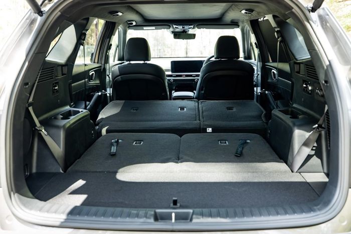2026-01-kia-sorento4.jpg