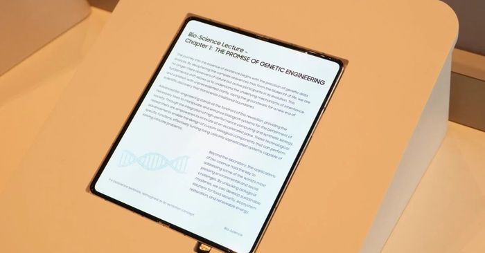 Galaxy Z Fold 8