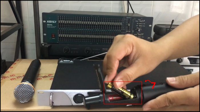 Cách kết nối đầu thu với hệ thống âm thanh – bước 6