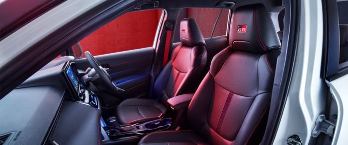 Corolla-Cross-HEV-GR-Sport-Gallery-011.jpg