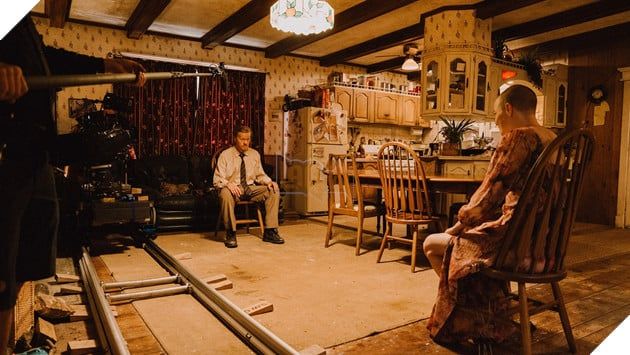 Chân dung hậu trường phim Bugonia.