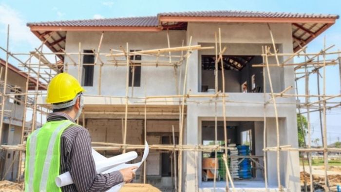 Nên tránh khởi công vào những ngày không thuận hoặc xung khắc với tuổi của gia chủ.