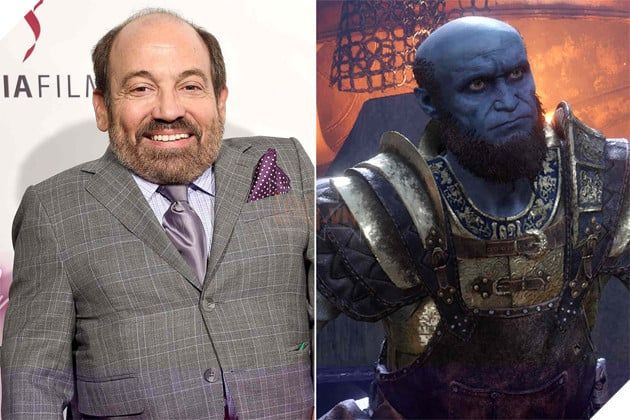 Hình ảnh của Danny Woodburn và nhân vật Brok.